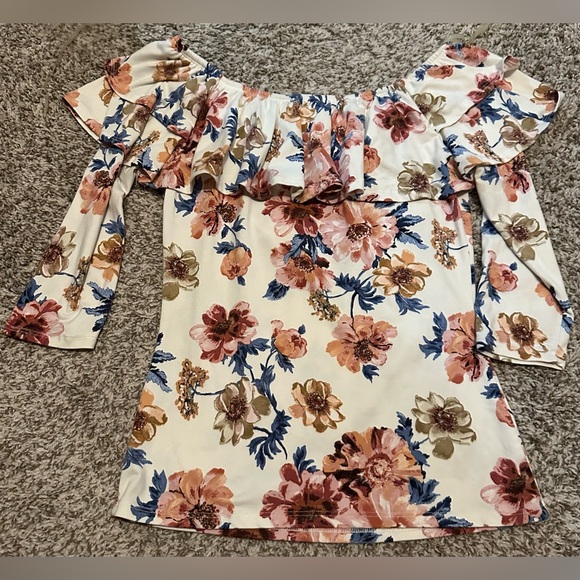 Papayon Floral Off-the-Shoulder Ruffle Top - Women’s Size Medium - Picture 3 of 4